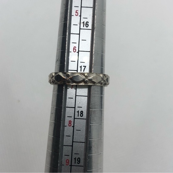 VTG Sterling & Facet Cut Oval Dark Blue Glass Stone Diamond Pattern Band Sz 6.75 - Picture 10 of 10